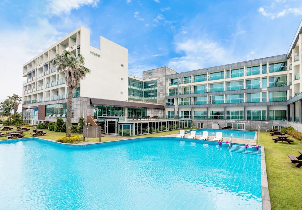 The Four Graces Resort Jeju Extérieur photo