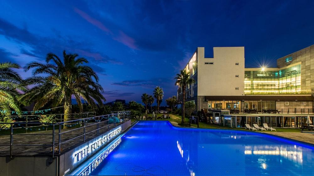 The Four Graces Resort Jeju Extérieur photo