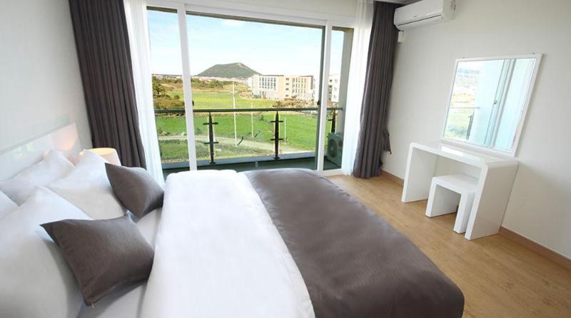 The Four Graces Resort Jeju Extérieur photo