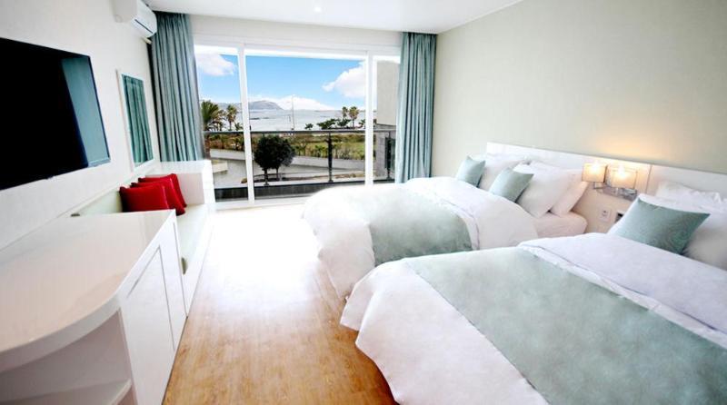 The Four Graces Resort Jeju Extérieur photo