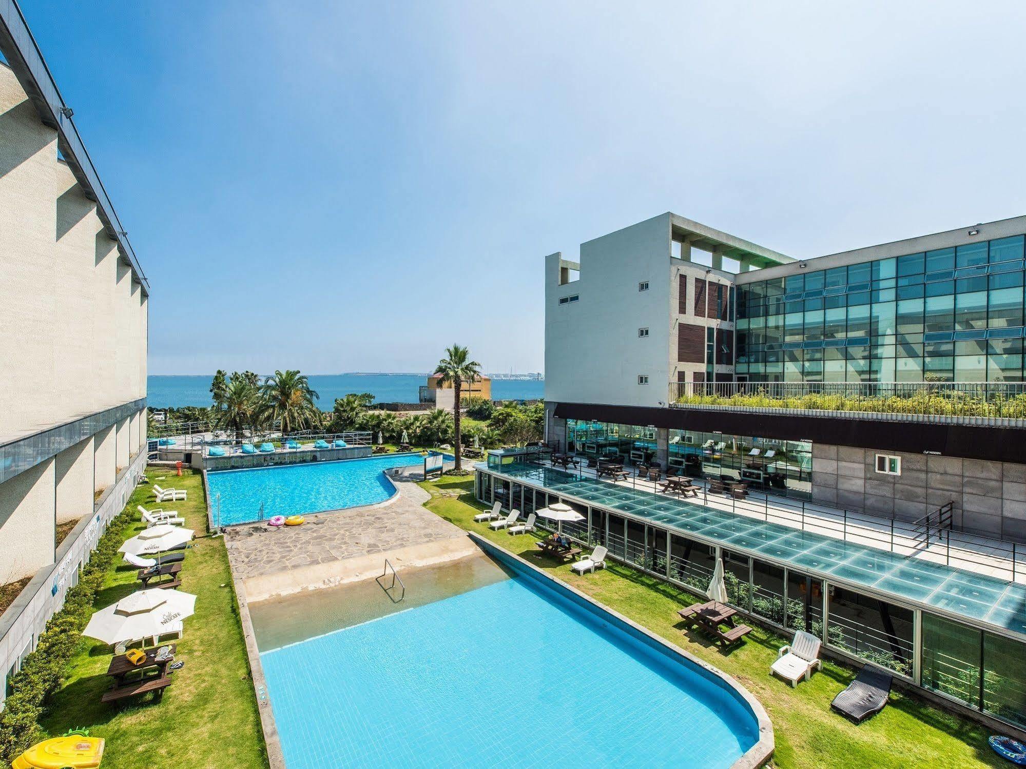 The Four Graces Resort Jeju Extérieur photo