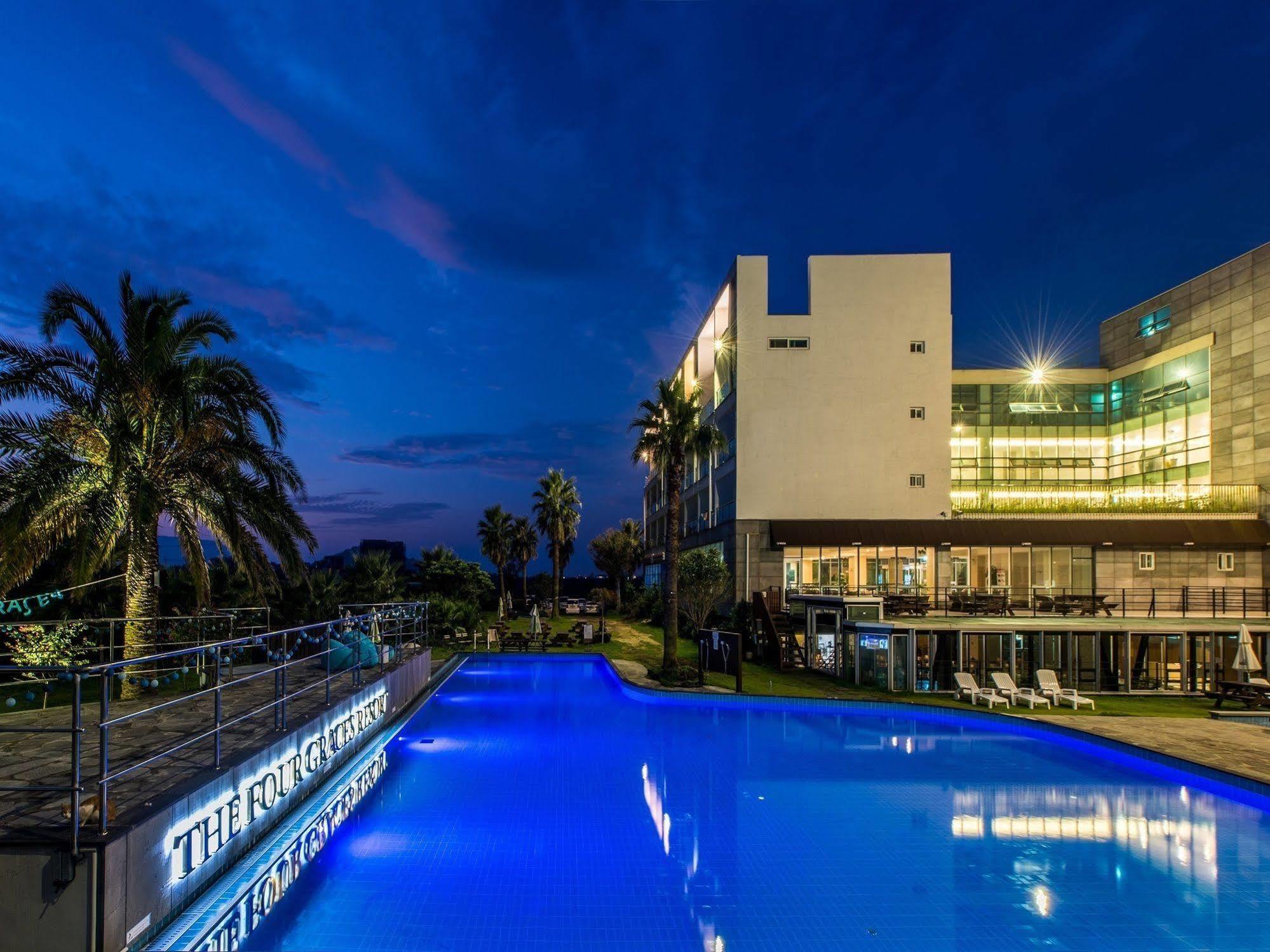 The Four Graces Resort Jeju Extérieur photo