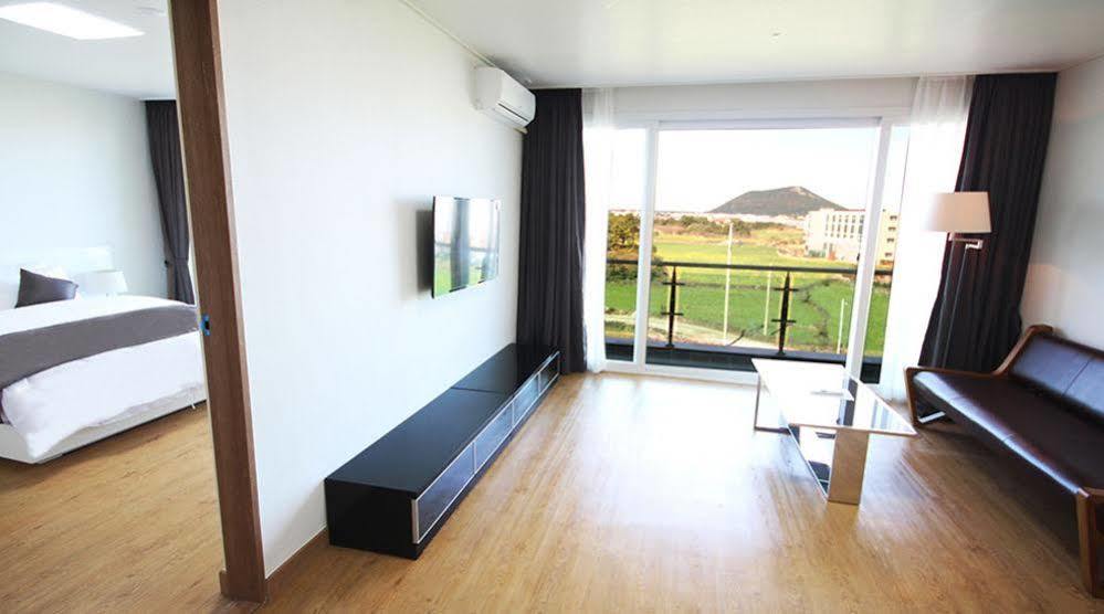 The Four Graces Resort Jeju Extérieur photo