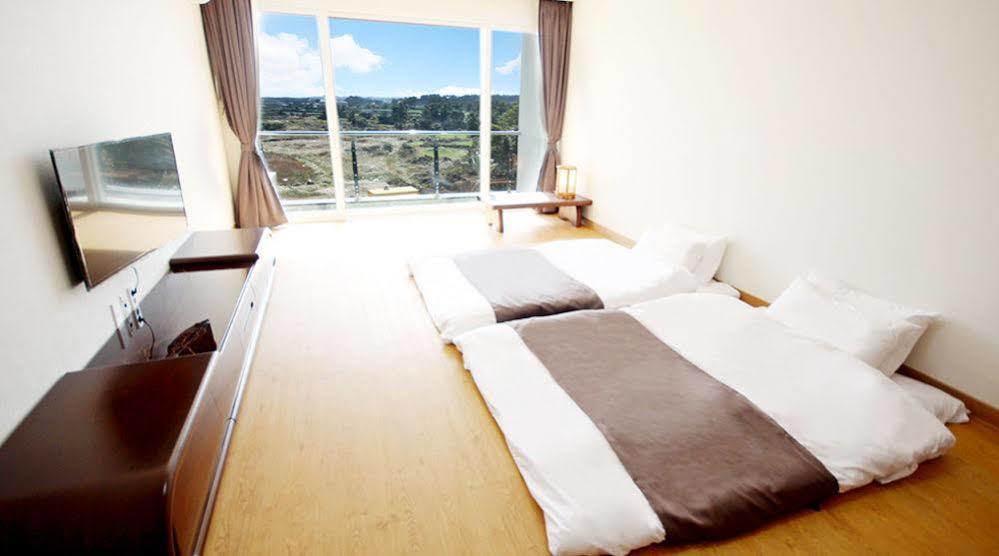 The Four Graces Resort Jeju Extérieur photo